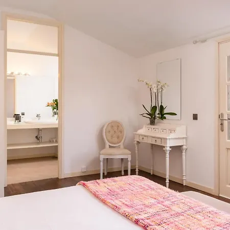 Vila Spacious, Well Appointed, In A Wonderful Raised Location And Stunning Sea Views *