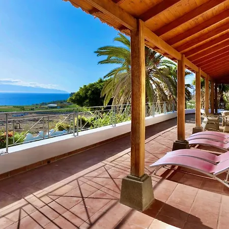 Spacious, Well Appointed, In A Wonderful Raised Location And Stunning Sea Views Vila Costa Adeje (Tenerife)