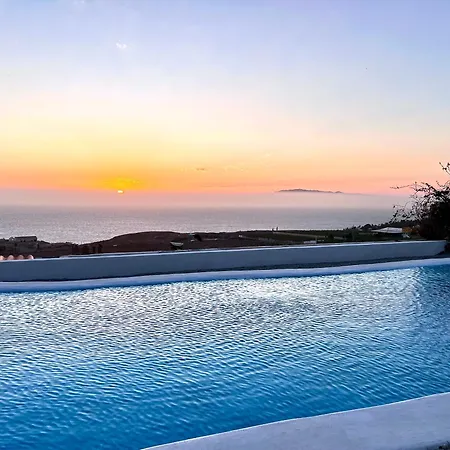 Spacious, Well Appointed, In A Wonderful Raised Location And Stunning Sea Views Vila Costa Adeje (Tenerife)