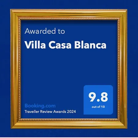 Vila Spacious, Well Appointed, In A Wonderful Raised Location And Stunning Sea Views